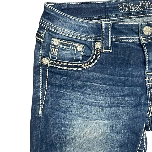 Miss Me Jeans Signature Capri Womens 26 Cuffed Flap Pocket Dark Wash Embellished - Picture 6 of 9